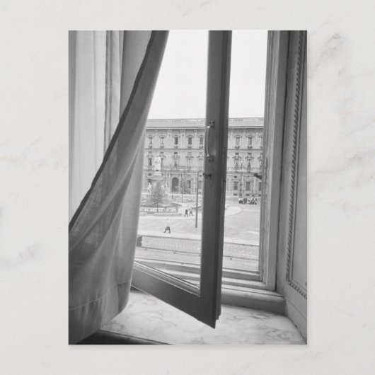 ミラノイタリア、ラスカラ·オペラ·ウィンドウからのビュー ポストカード (正面)