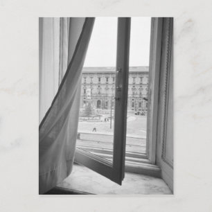 ミラノイタリア、ラスカラ·オペラ·ウィンドウからのビュー ポストカード