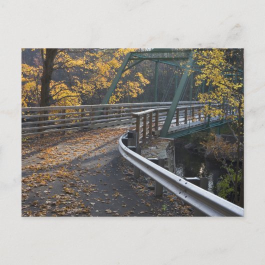 ミラーズの上の紅葉と橋 ポストカード (正面)