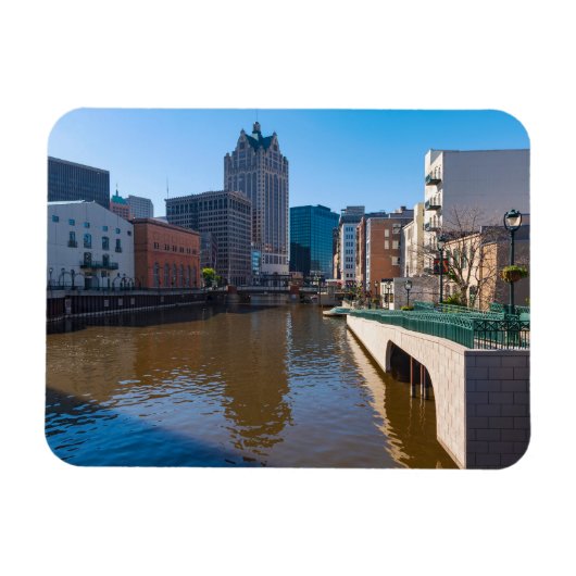 ミルウォーキーのキルボーン通りからのリバーフロント マグネット (横)