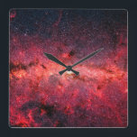 ミルキーウェイ銀河系 スクエア壁時計<br><div class="desc">何百もの星々が渦巻き状の天の川銀河系の渦の中心に集まった。美しい銀河系写真と宇宙写真の素晴らしい例。</div>