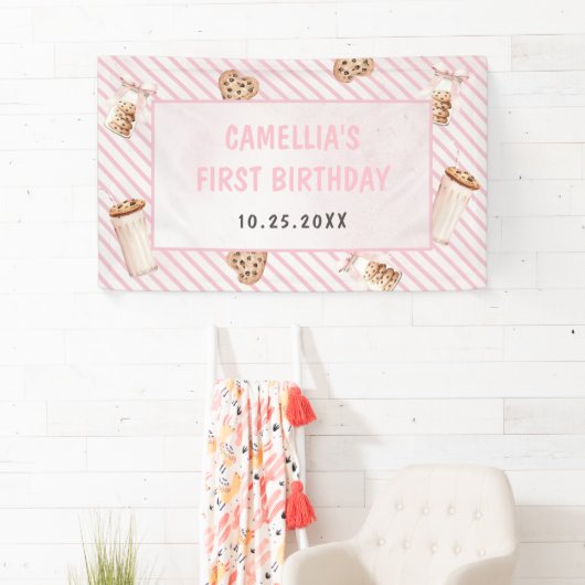 ミルクとクッキーのピンクの最初の誕生日パーティー 横断幕 (インサイチュ)
