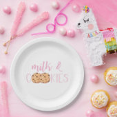 ミルクとクッキーのピンクの誕生日パーティー ペーパープレート (パーティー)