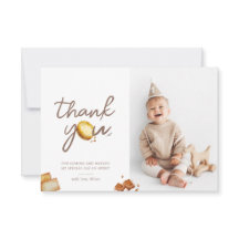 ミルクとクッキーの最初の誕生日パーティーの写真