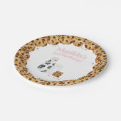 ミルクとクッキー粉ピンク誕生日パーティーテーブル ペーパープレート (アングル)