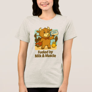 ミルクと筋肉で動く – おもしろい Bullio Cartoon トライブレンドTシャツ