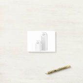 ミルクのための白の空白のな容器 ポストイット (デスク上)