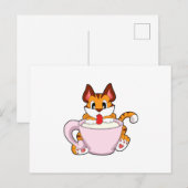 ミルクの入ったコップを持つトラ猫.PNG ポストカード (正面/裏面)