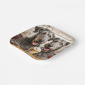 ミルクシェイクを共有するアイルランドの猟犬 ペーパープレート (傾斜あり)