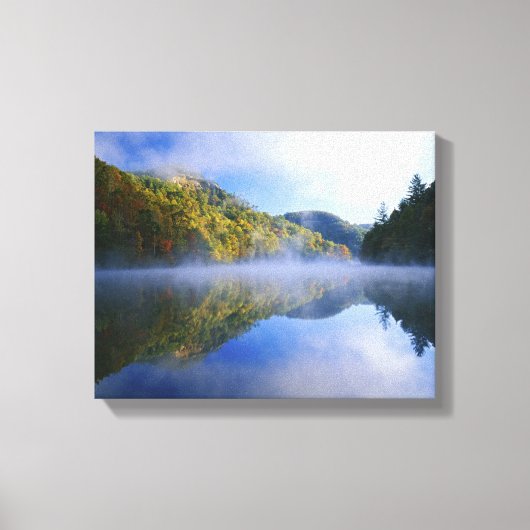 ミルクリーク湖と日の出の紅葉 キャンバスプリント (正面)