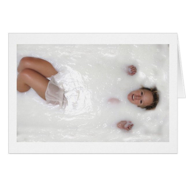 ミルク入りの女性 (正面横)