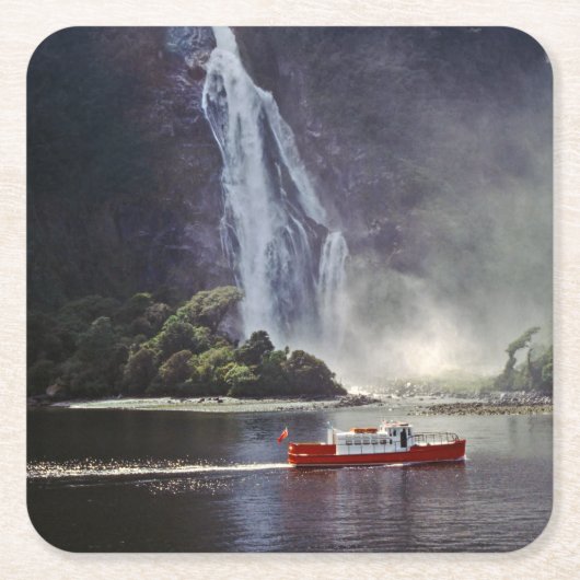 ミルフォードサウンドのスターリング滝 – ニュージーランド スクエアペーパーコースター (正面)