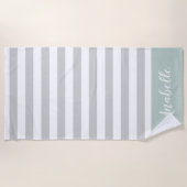 ミントとグレーストライプのモノグラム |編集可能な色 ビーチタオル (正面)