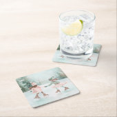 ミントとピンクガールズスケートで滑る – 冬のシーン スクエアペーパーコースター (インサイチュ)