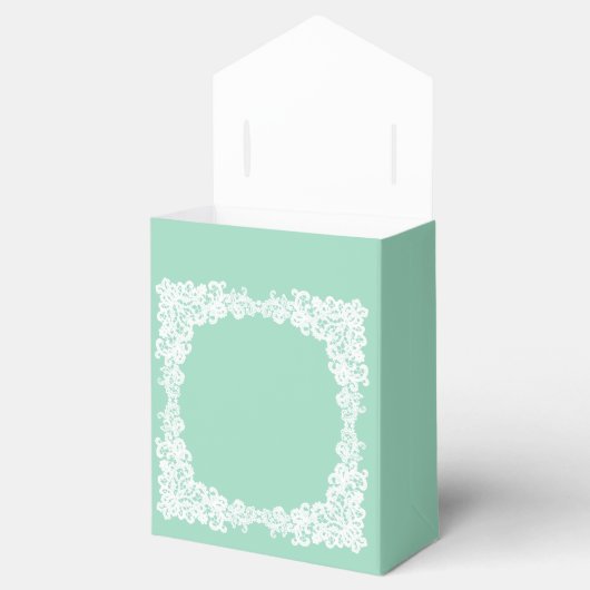 ミントエレガントグリーンとホワイトレースのビーフボックス フェイバーボックス (オープン)