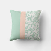 ミントグリーンとピーチピンクの花柄 クッション (裏面)