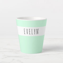 ミントグリーンの細字フォントタイポグラフィー 名前入り カフェラテマグ