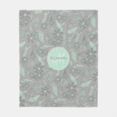 ミントグレーボーホフローラ羽モノグラムの模様 フリースブランケット (正面)