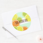 ミントパーソナライズされたモダングリーンシトラスフルーツスライス ラウンドシール (封筒)