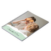 ミントモダンギフトのパーソナライズされた家族の写真&名前 ノートブック (左側)