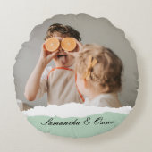 ミントモダンギフトのパーソナライズされた家族の写真&名前 ラウンドクッション (正面)