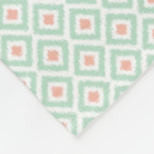 ミントモノグラムのコーラルダイヤモンドイカットパターン フリースブランケット (角)