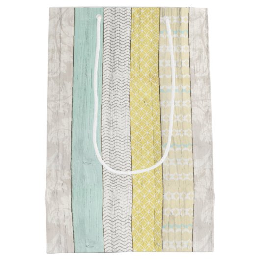 ミント&イエロージオメトリックウッド素朴ベビーシャワー ミディアムペーパーバッグ (裏面)