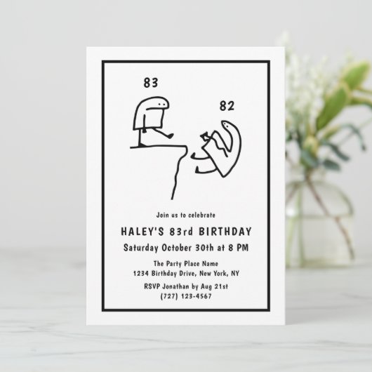 ミームおもしろいユーモアシンプル白黒83番目誕生日 招待状 (スタンド正面)