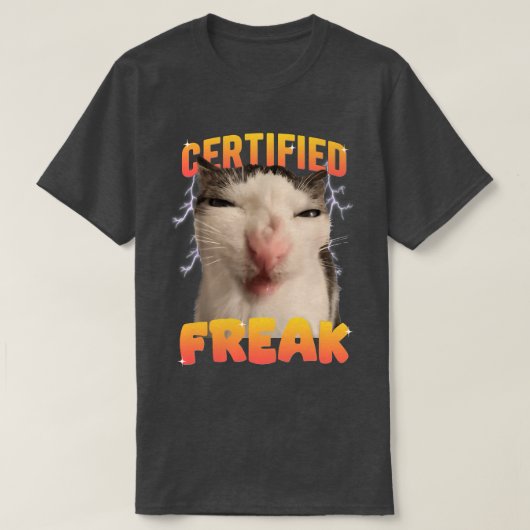 ミームネコ認定フリーク食べセメント呪い猫おもしろい Tシャツ (デザイン正面)