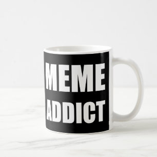 「ミーム中毒」文字デザイン白 コーヒーマグカップ