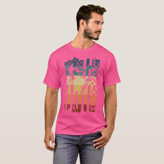 ムエタイパンチングバッグムエタイシンガードムエイ Tシャツ (正面フル)