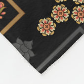 ムガルフローラモチーフ:黒シームレス。 フリースブランケット (角)