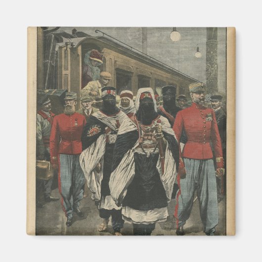 ムサ・アグアマスタンがパリに到着 マグネット (正面)