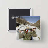 ムジャヘデーン警備員が米国の軍隊メンブと歩く 缶バッジ (正面&裏面)