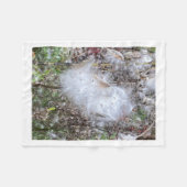 ムラサキの種と絹 フリースブランケット (正面(横))