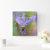 ムラサキユリパーソナライズされた花 スクエア壁時計 (ホーム)