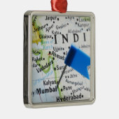 ムンバイ、地図、クローズアップのインドに置かれるピンの地図を描いて下さい メタルオーナメント (右)