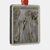 ムーサの石棺、Clioの詳細及び メタルオーナメント (右)