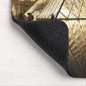 ムージー・デュのガラスのピラミッドの夜景 マウスパッド (コーナー)