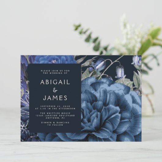 ムーディエレガントーダークフローラネイビーブルーシルバー結婚ズ 招待状 (スタンド正面)