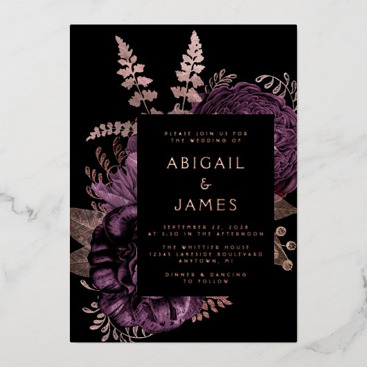 ムーディエレガントーダークフローラパープルバラ結婚金ゴールド 箔招待状 (正面)