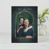 ムーディダークエンチャントフォレストアーチ結婚写真 セーブザデート (スタンド正面)