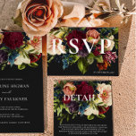 ムーディブルゴーニュとブラック・ウィンター結婚フローラ 出欠カード<br><div class="desc">ムーディ結婚ー・ブルゴーニュフローラコレクション、豊かな深いの魅惑的な融合。ネイビーブルー、エメラルド、ゴシックブラックのバリエーションを選択可能。宝石に染まったテーマに最適結婚なコレクション。魅力的な招待状からコーディネートされた文房具まで、私たちのデザインはロマンスとドラマの本質を捉える。ムーディな花模様と宝石のようなエレガンスの魅力ではっきりした、結婚式の日を高める#zazzlemade</div>