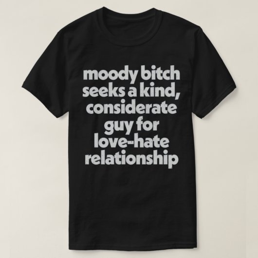 ムーディユーモアのある人間関係ゴールデザイン Tシャツ (デザイン正面)
