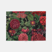 ムーディ花模様ズブラック&ブルゴーニュヴィンテージ フリースブランケット (正面(横))