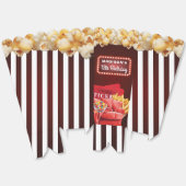 ムービーナイト誕生日カスタムレッドソファ フェイバーボックス (見開き)