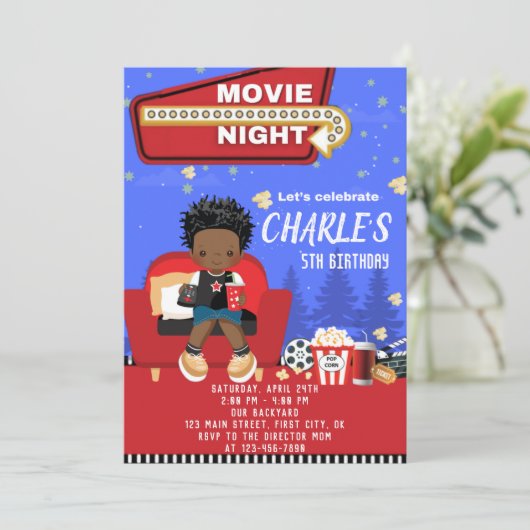 ムービーナイト2誕生日招待状カード (スタンド正面)