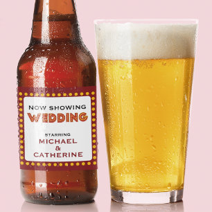 ムービー結婚テーマの名前のマーキー記号 ビールラベル