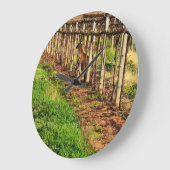 ムームとジョーイ・カンガルーはうわさに隠れていた。 ラージ壁時計 (傾斜)