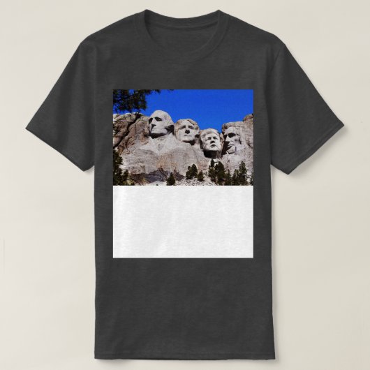 ムーメンタルオンラシュモア Tシャツ (デザイン正面)